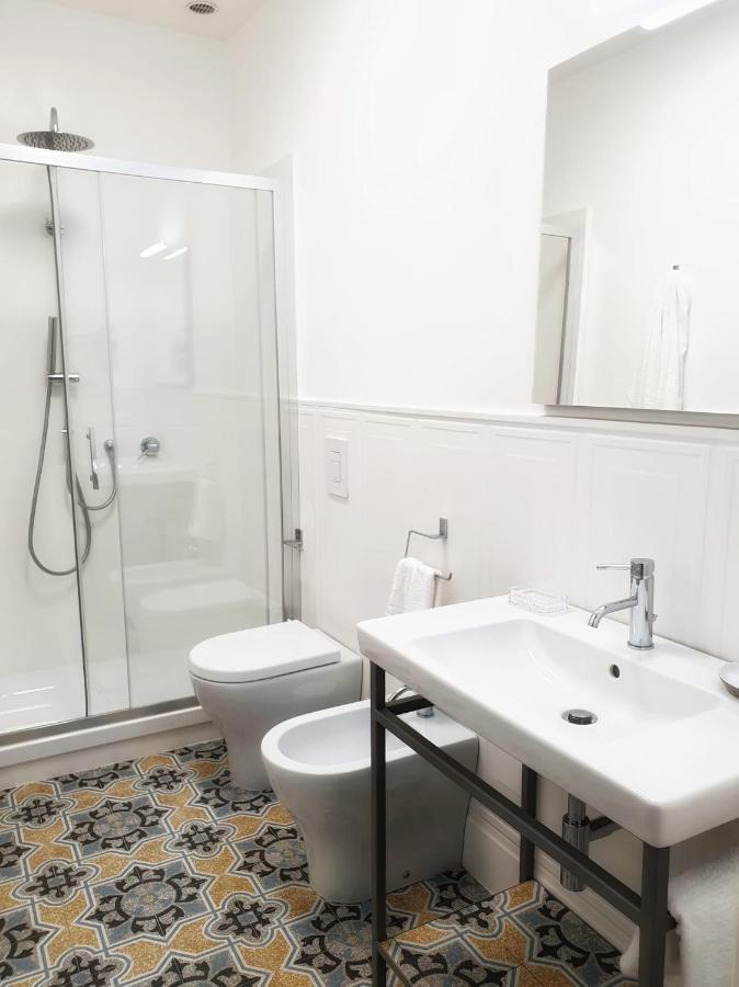 Palazzo La Piana Rooms 卡塔尼亚 外观 照片
